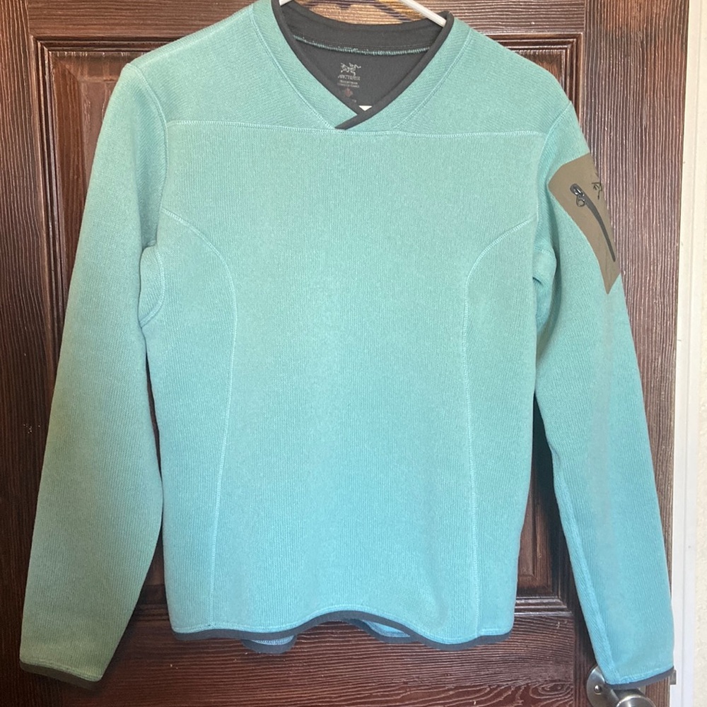 Arc’teryx long sleeve